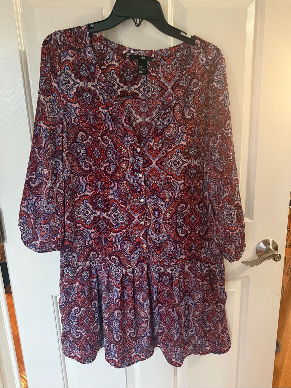 H&M burgundy and Blue Boho Chic Paisley 3/4 Sleeve Dress w/ pockets - size 12